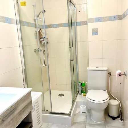 A Charming Corner On The Promenade Des Anglais *