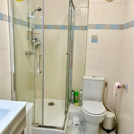 A Charming Corner On The Promenade Des Anglais *