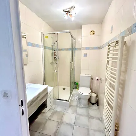 Apartamento A Charming Corner On The Promenade Des Anglais